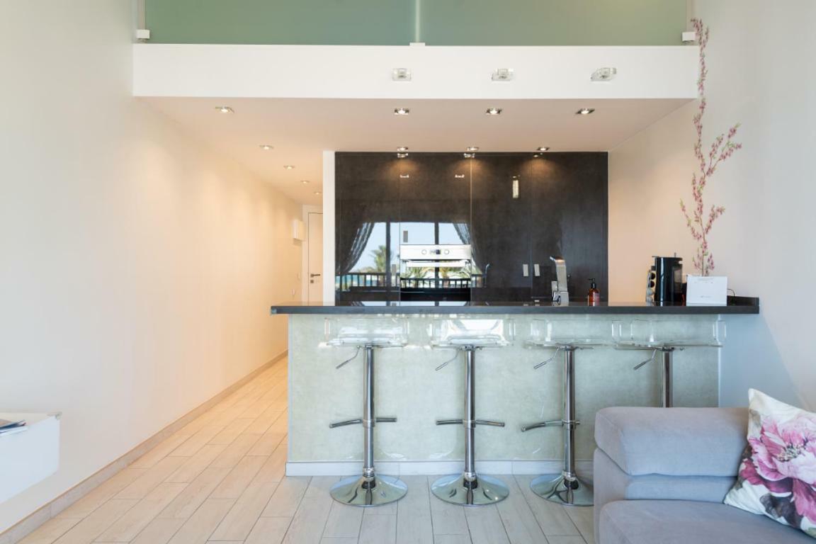Lidia & Paco Home Two Bedrooms Beachfront Playa Del Aguila  Luaran gambar